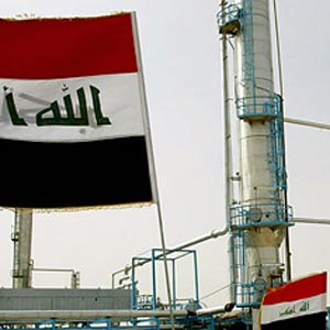 استقبال کم رنگ سرمايه‌گذاران نفتى، چرخه اقتصادی عراق حرکت خواهد کرد؟